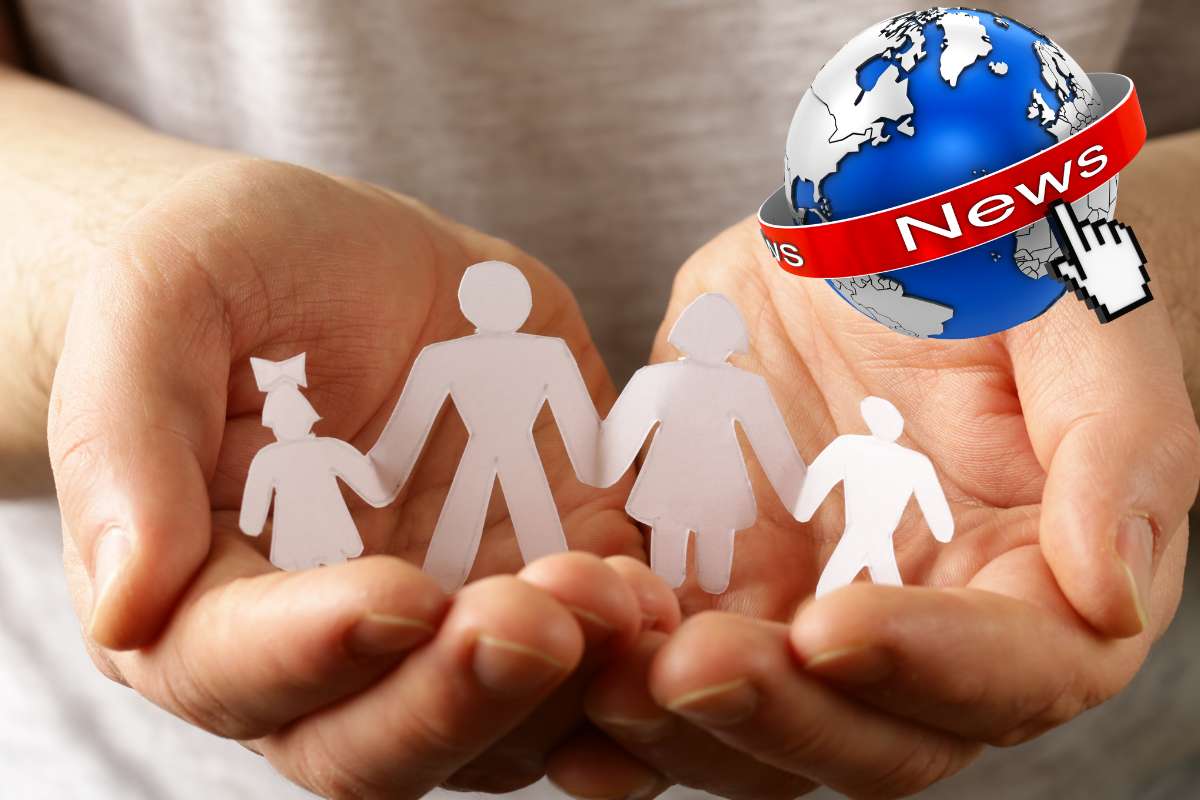 mani con disegno di una famiglia in bianco e mappamondo con scritta news